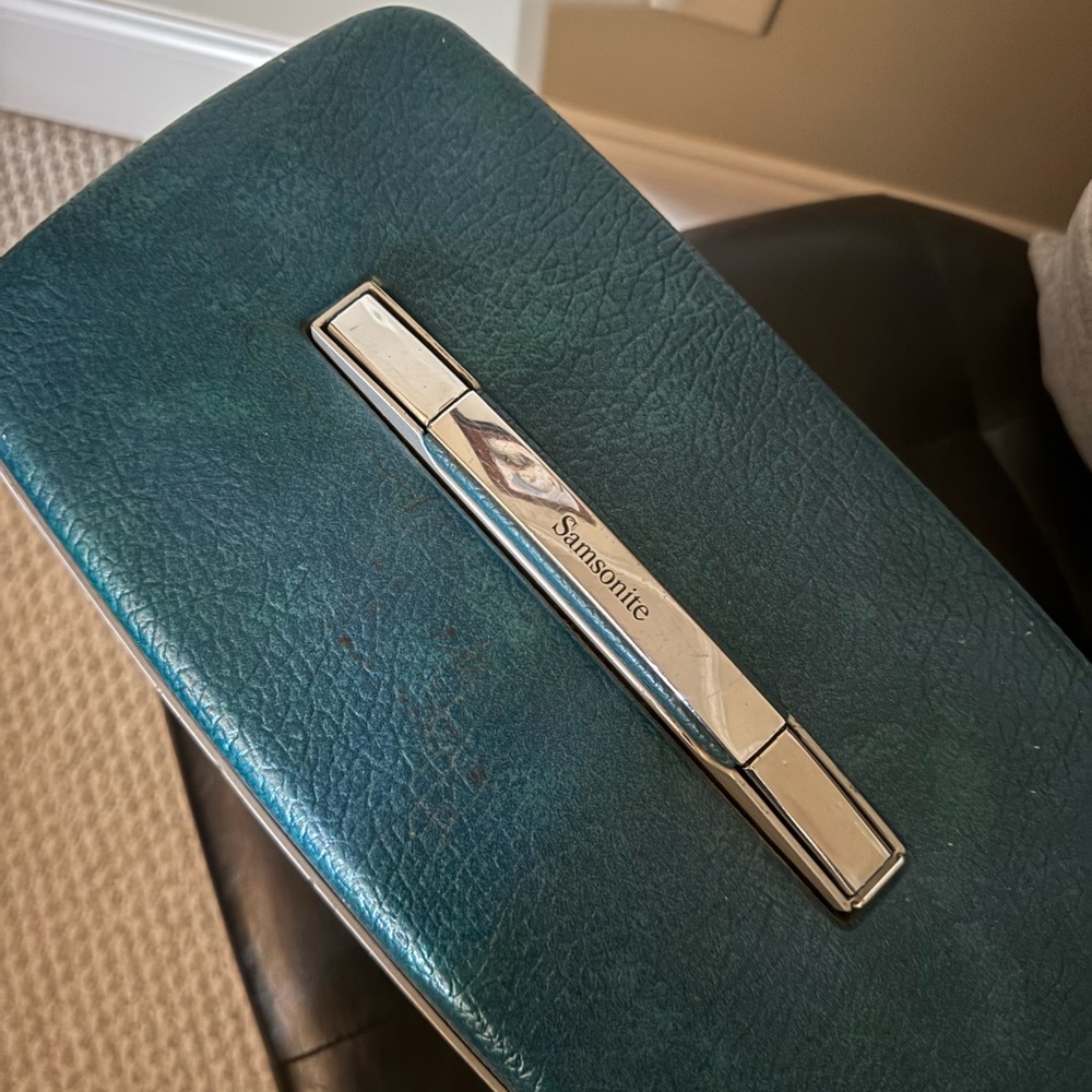 Samsonite Teal Storage Case